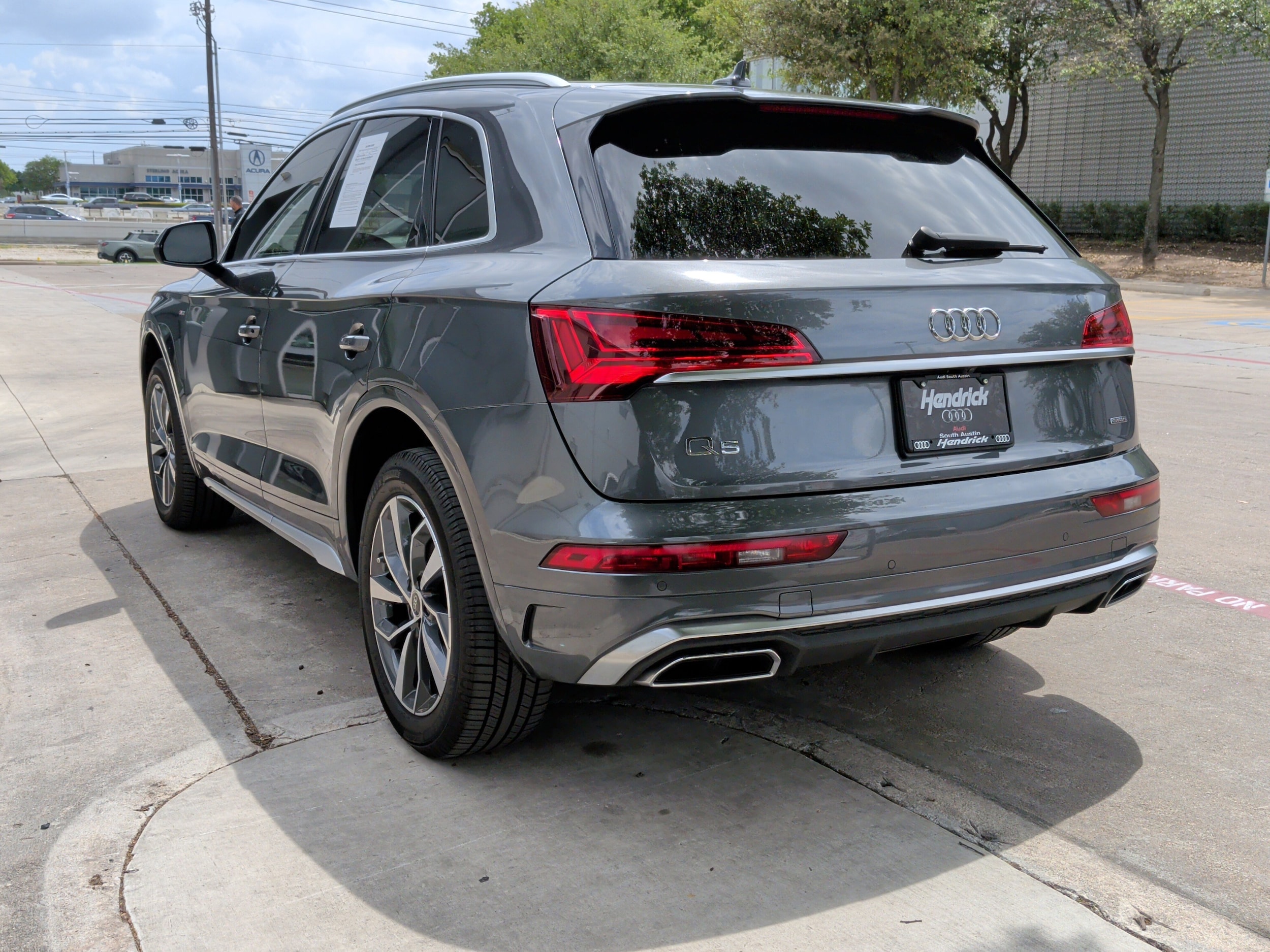 2023 Audi Q5 S line Premium Plus photo 3