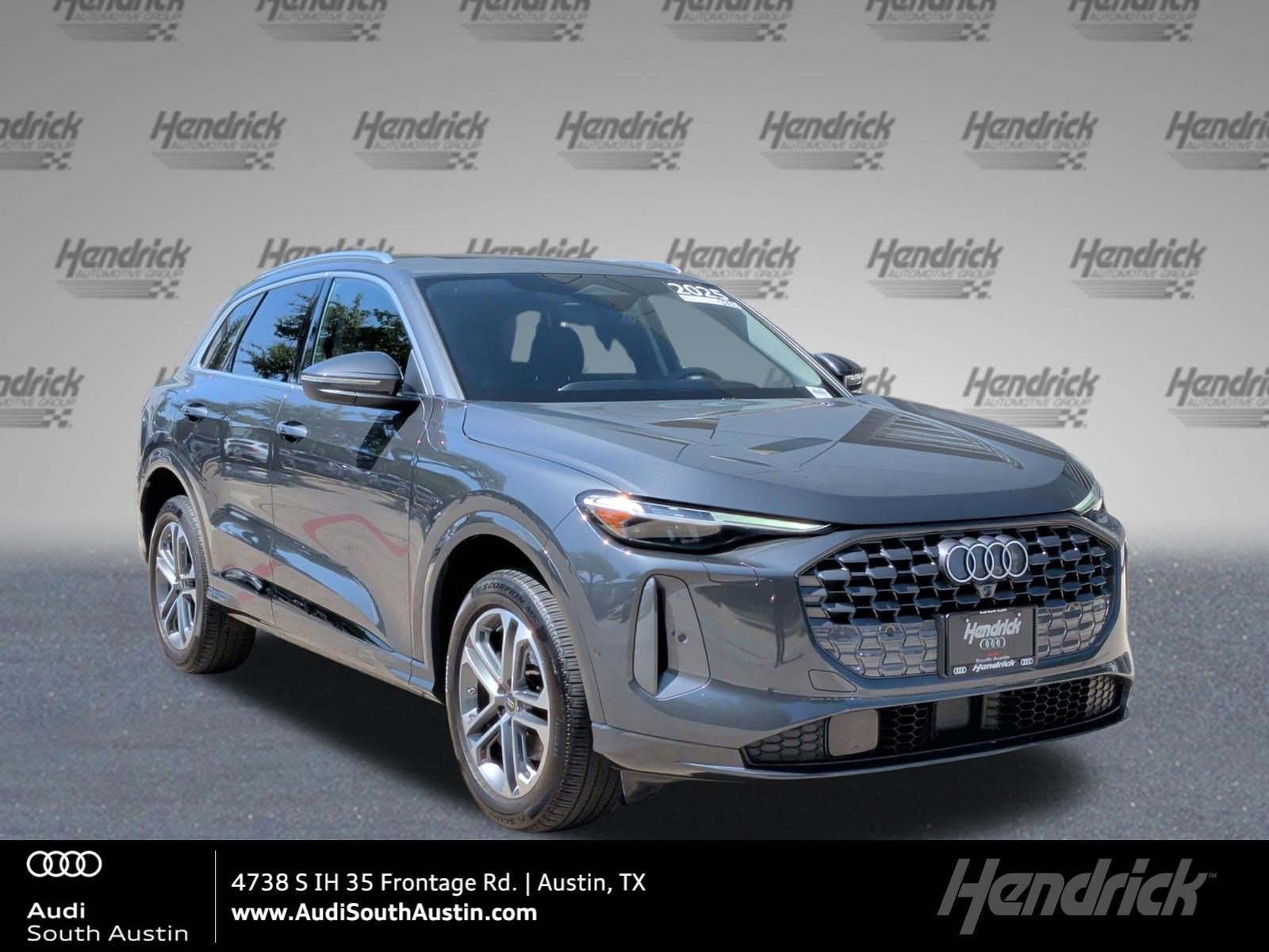 2025 Audi Q5 40 Premium Plus's photo