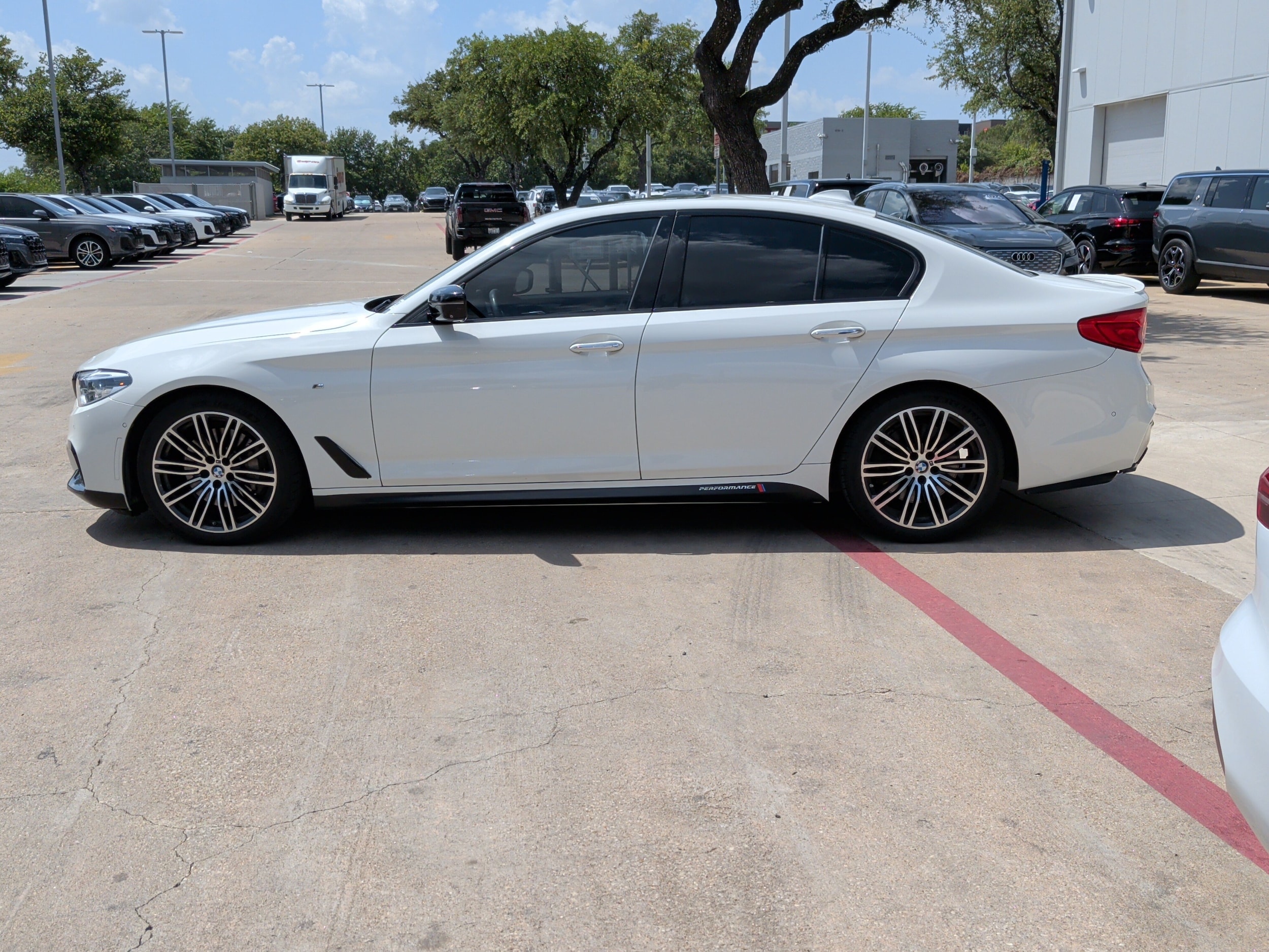 2017 BMW 5 Series 540i