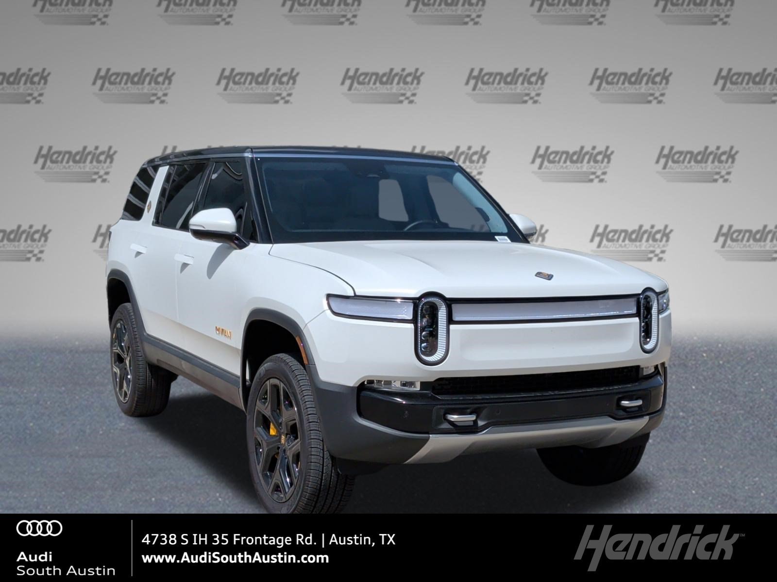 Rivian R1S Adventure