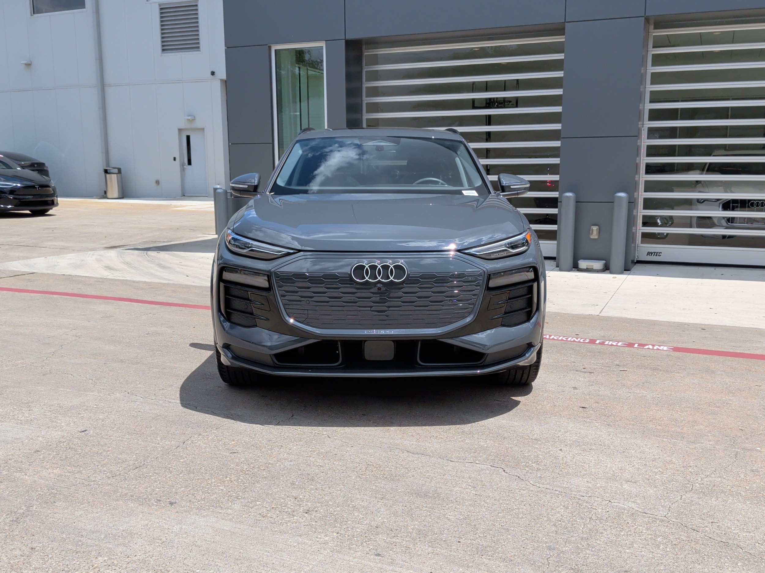 Audi Q6 E-tron Premium