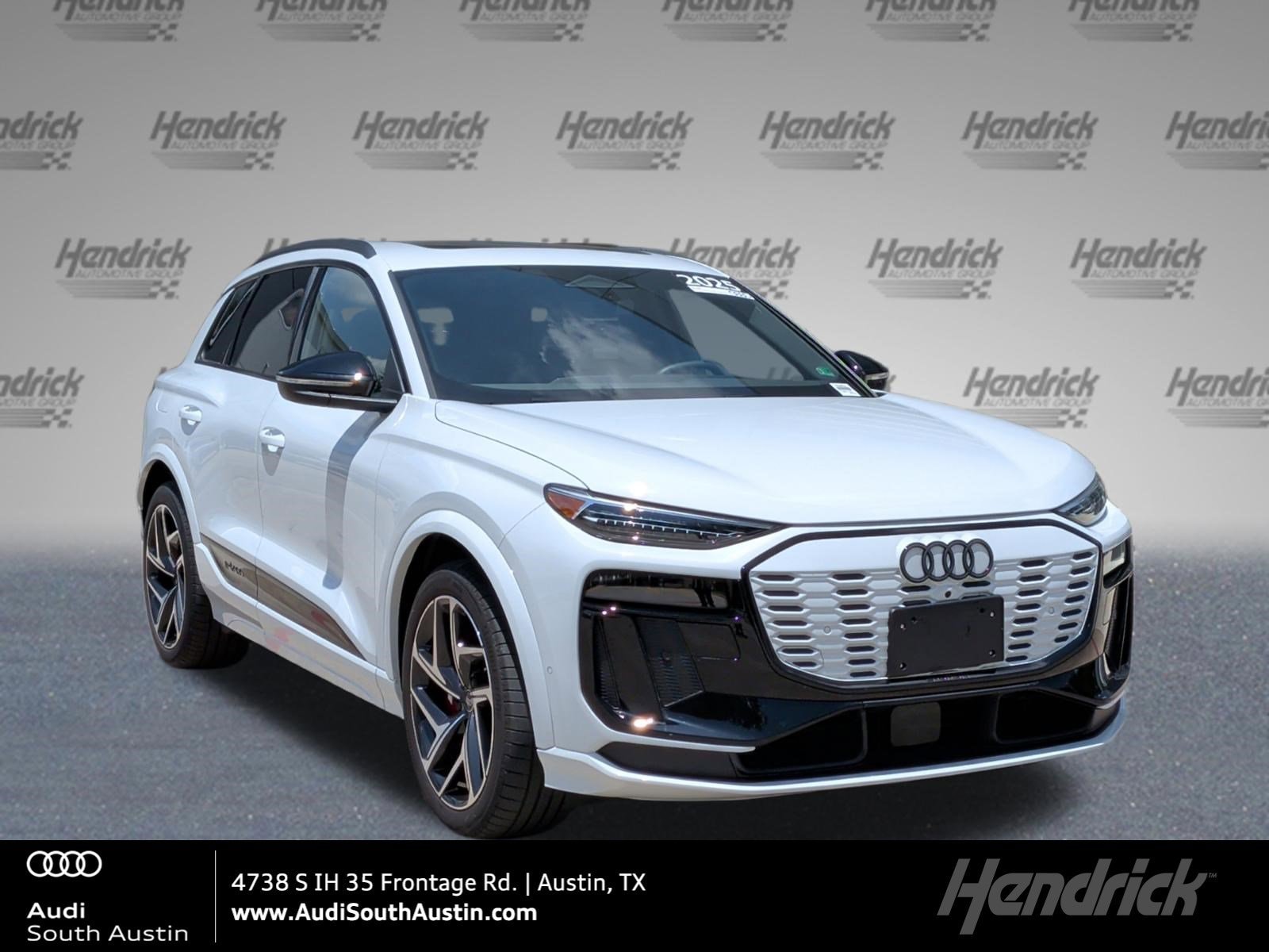 2025 Audi SQ6 e-tron Premium Plus quattro's photo