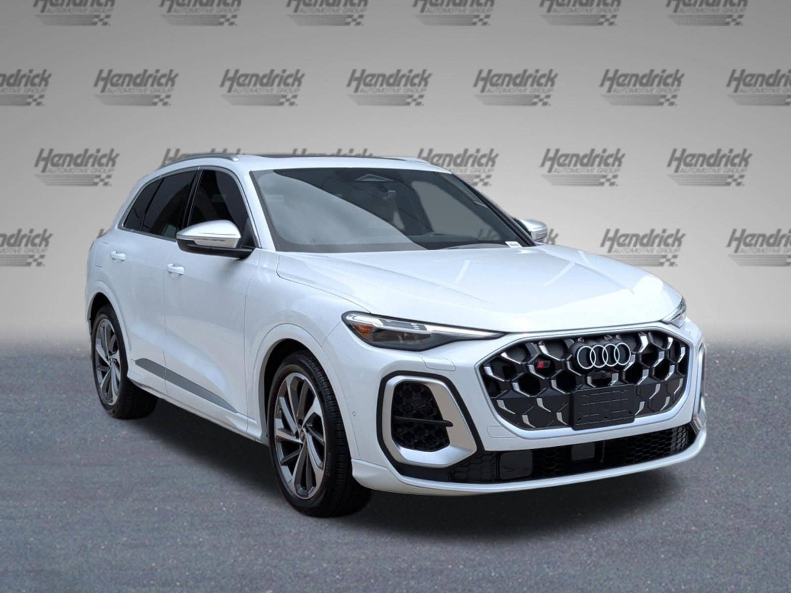 2026 Audi SQ5 Premium Plus
