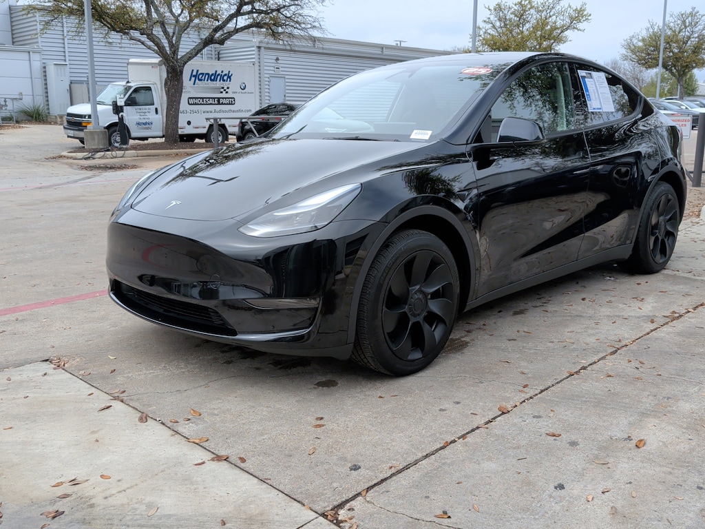 Used 2025 Tesla Model Y Long Range SUV