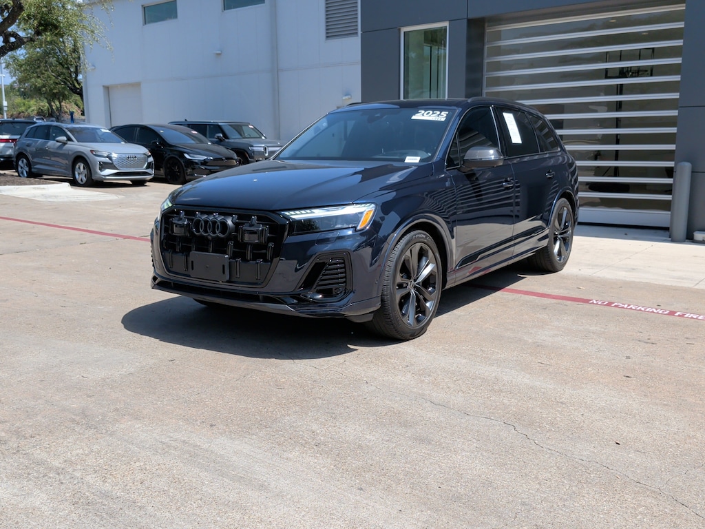 Certified 2025 Audi Q7 Prestige SUV