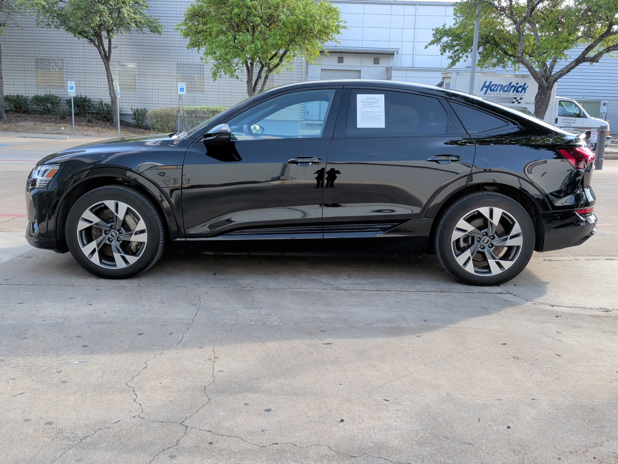 2023 Audi e-tron Sportback S line Premium photo 5