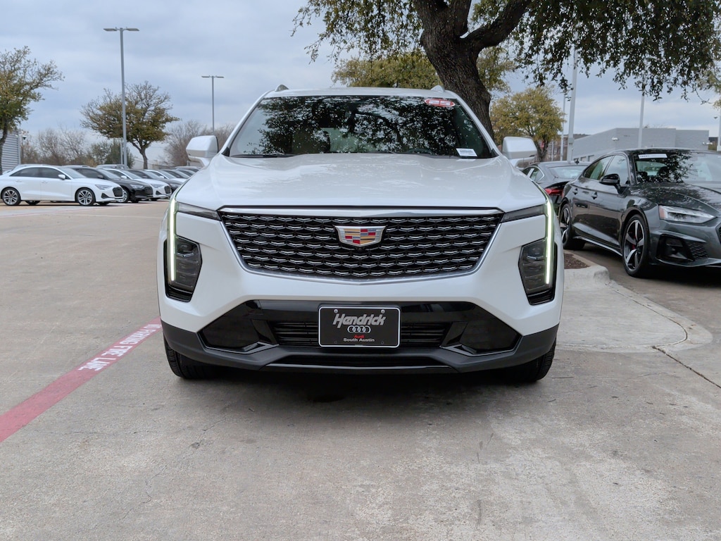 Used 2025 CADILLAC XT4 FWD Premium Luxury SUV
