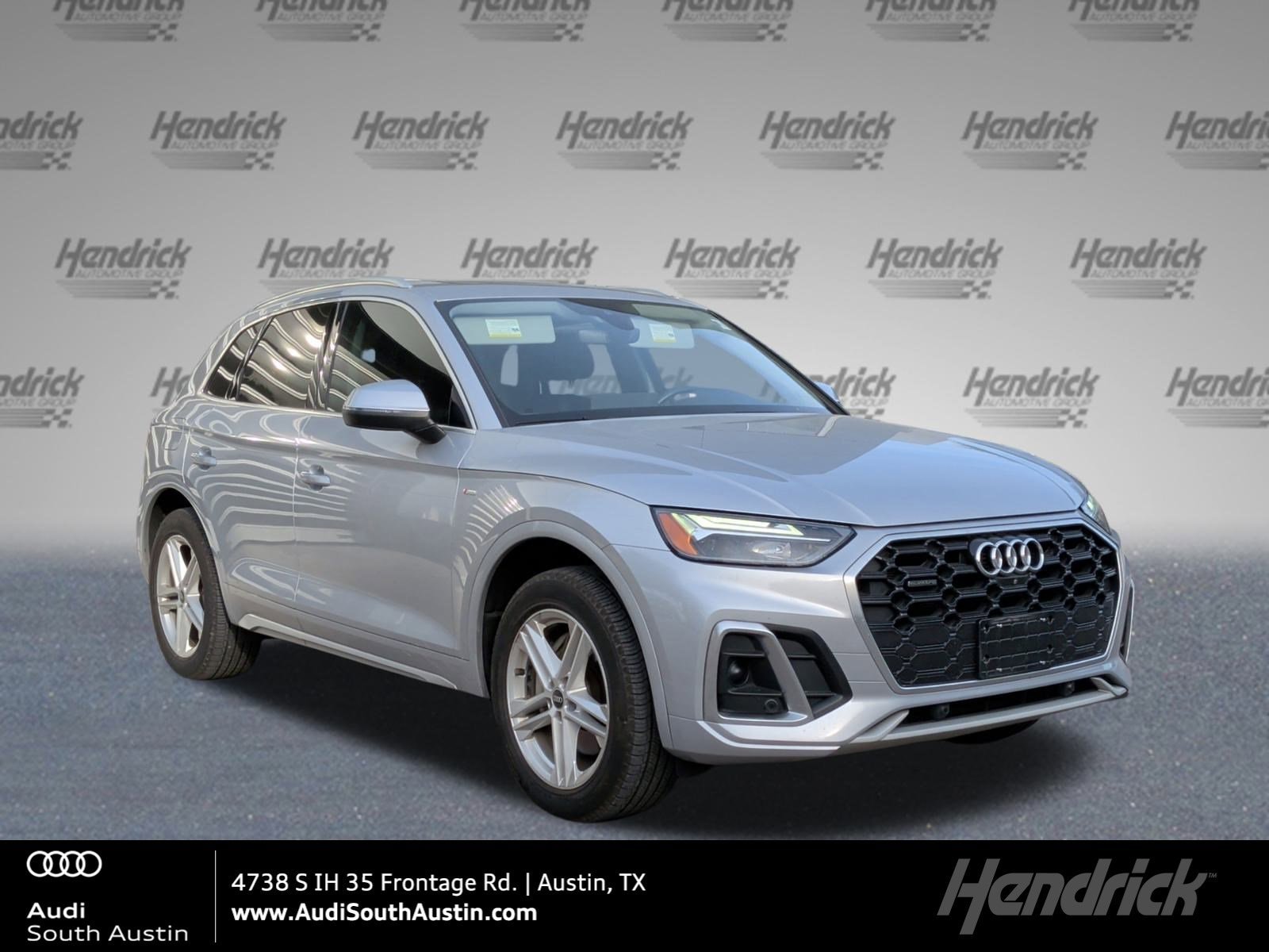 2021 Audi Q5 Premium Plus's photo