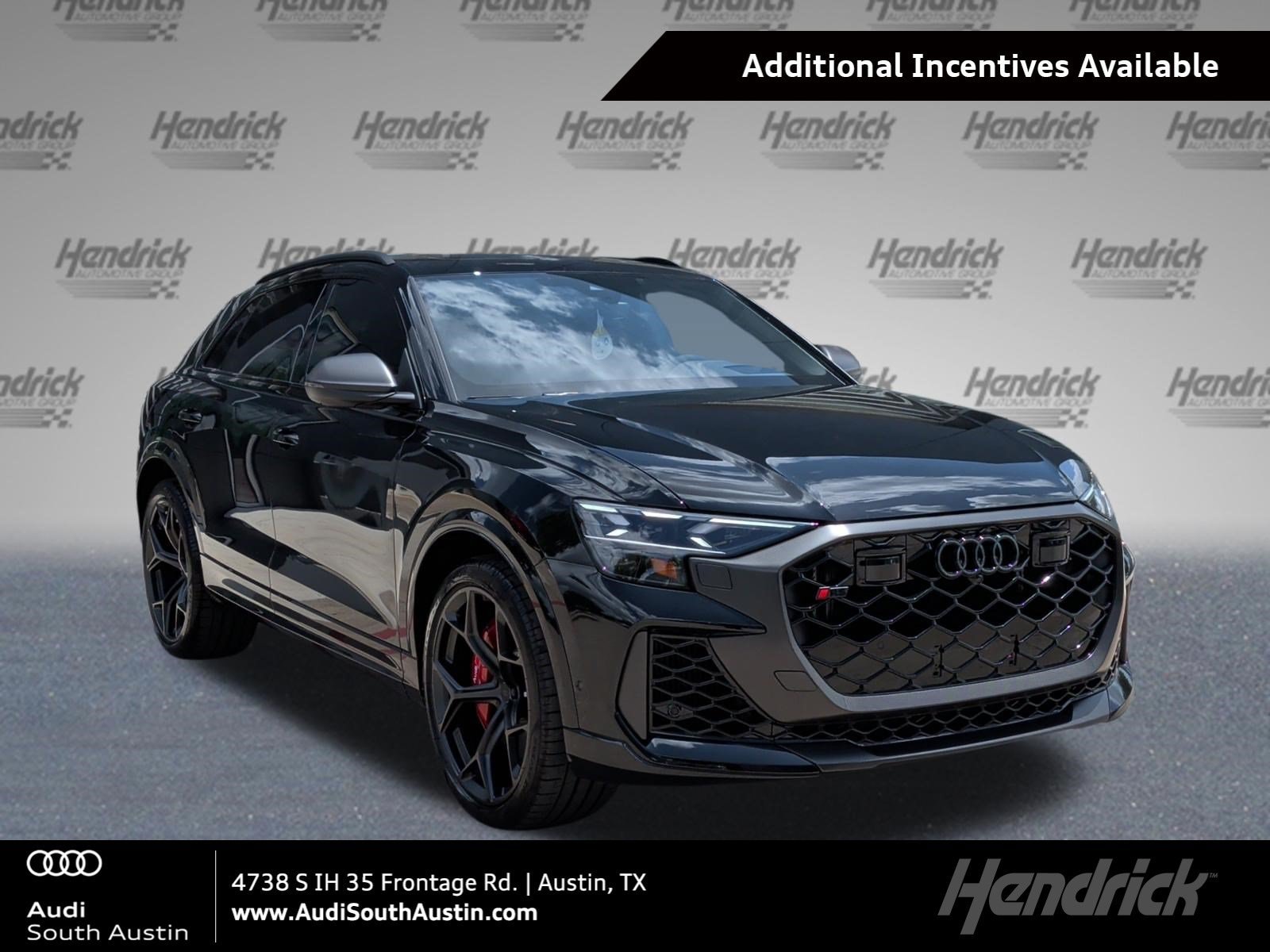 2026 Audi RS Q8 -'s photo
