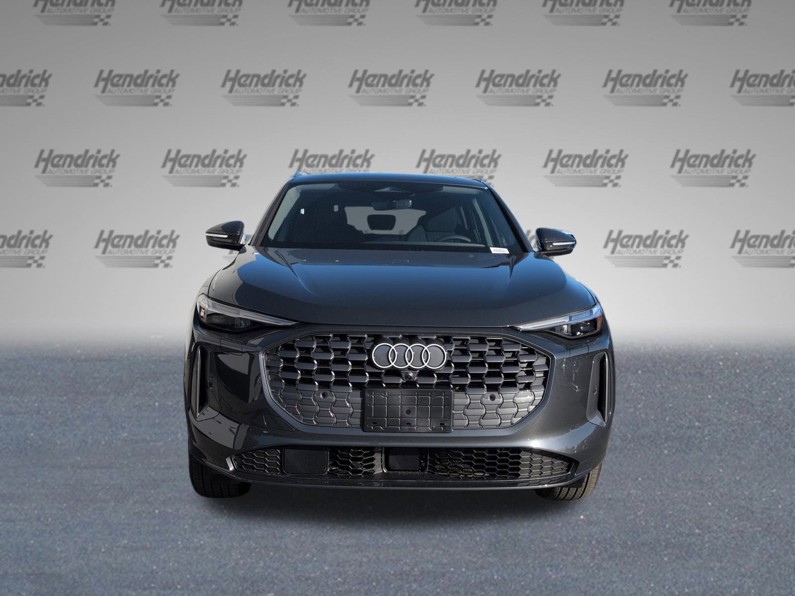 2025 Audi Q5 Premium Plus photo 2