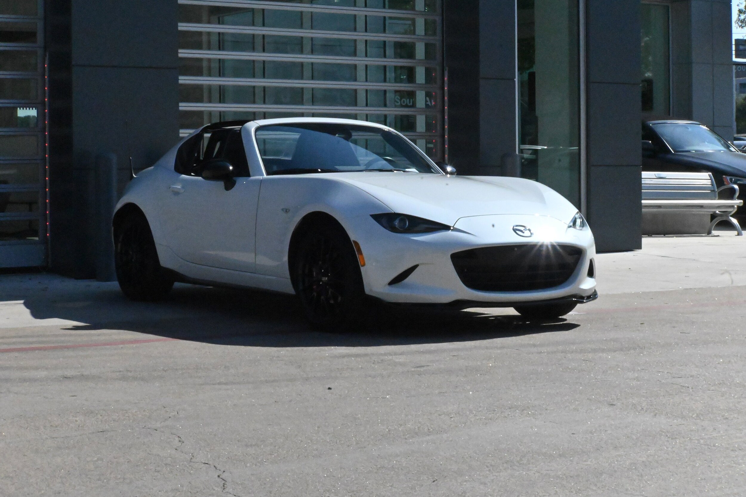 2024 Mazda MX-5 Miata Miata RF photo 2