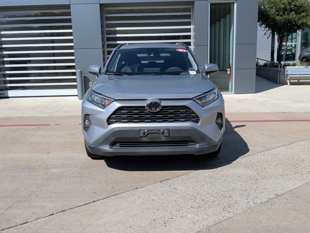Used 2021 Toyota RAV4 XLE SUV