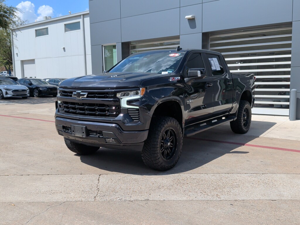 Used 2024 Chevrolet Silverado 1500 RST Pickup