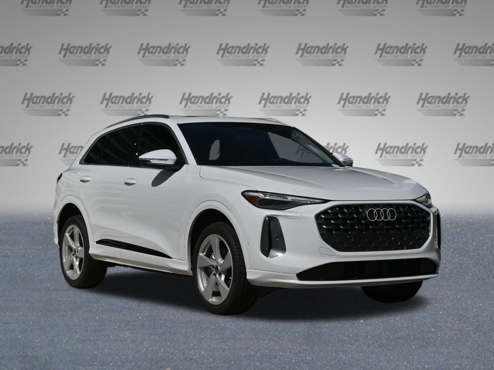 2025 Audi Q5 Premium Plus photo 2