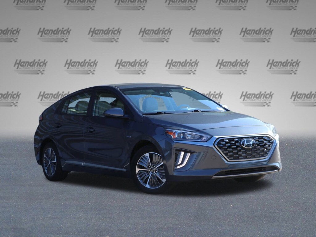 Used 2020 Hyundai IONIQ Plug-In Hybrid SE Hatchback