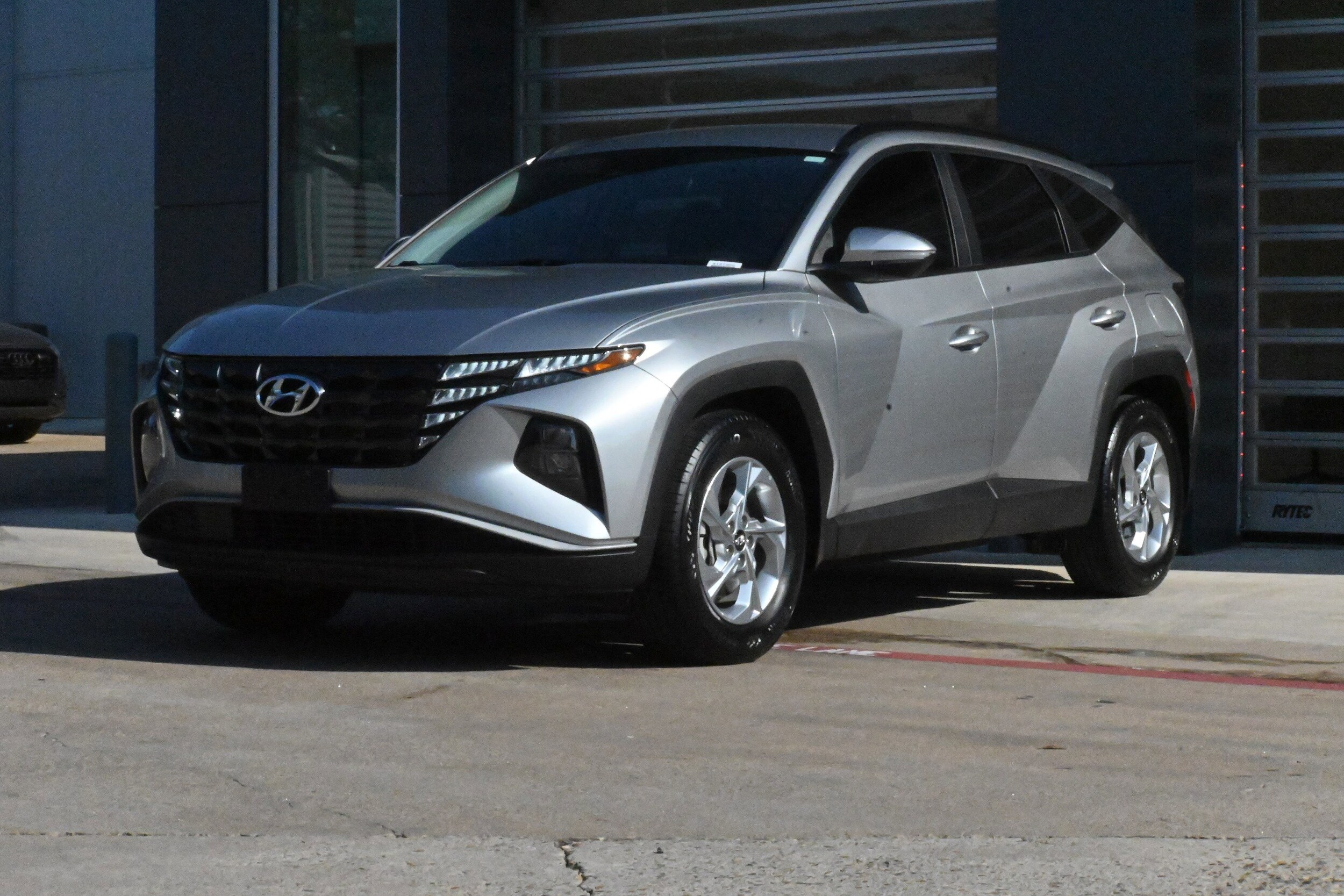 2023 Hyundai Tucson SEL photo 3