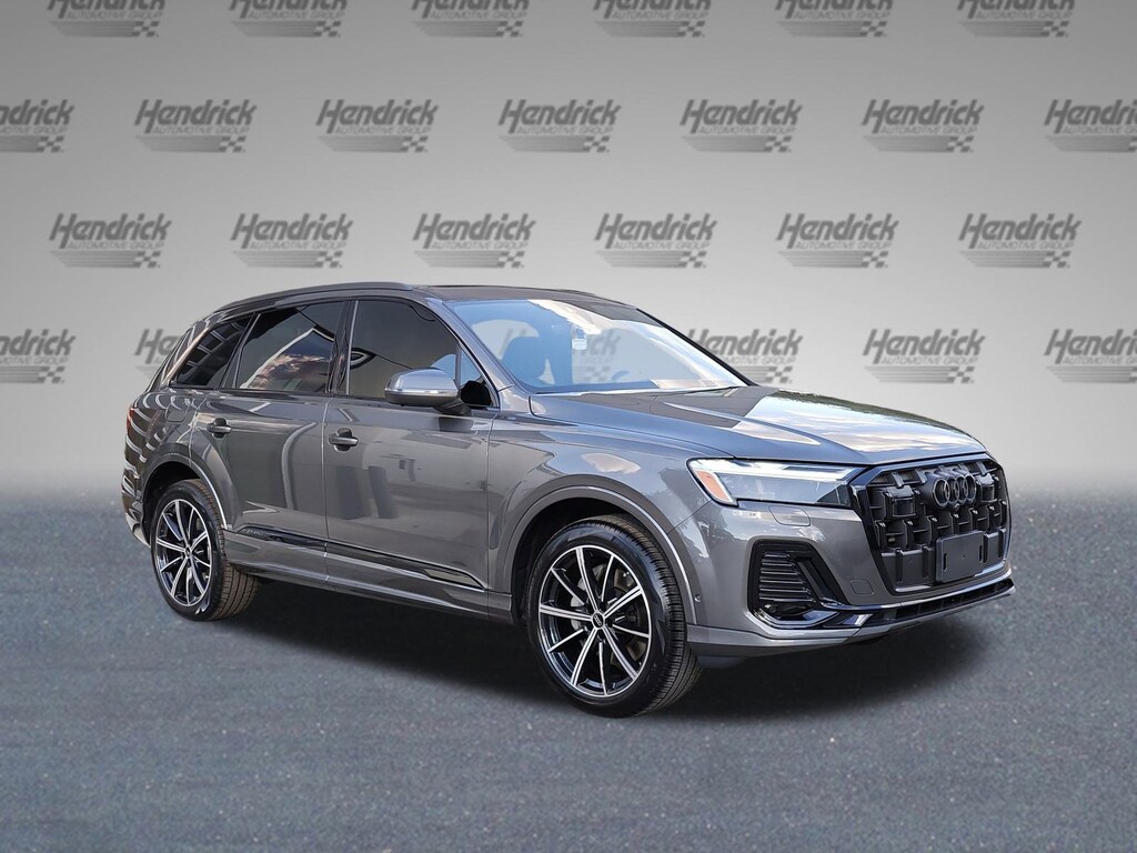New 2026 Audi Q7 45 Premium SUV