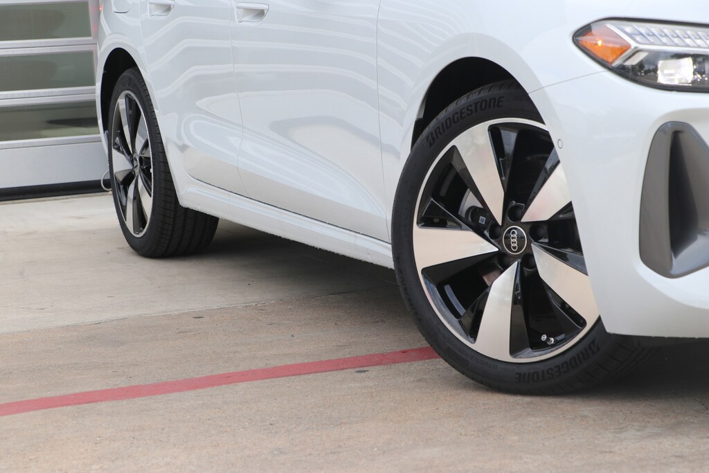 New 2025 Audi All-new A5 2.0T Premium Hatchback