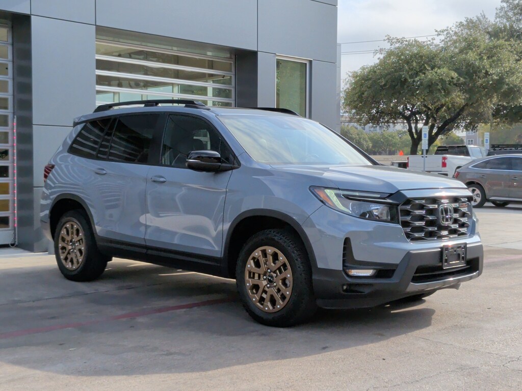 Used 2023 Honda Passport TrailSport SUV