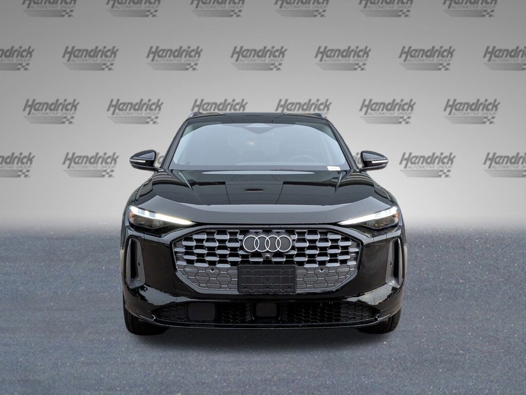 New 2025 Audi Q5 2.0T Premium SUV