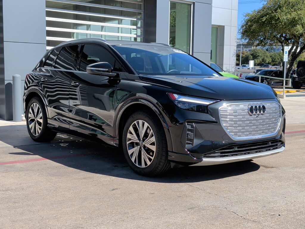 Certified 2025 Audi Q4 e-tron Premium SUV