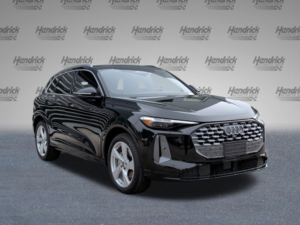 New 2025 Audi Q5 2.0T Premium SUV