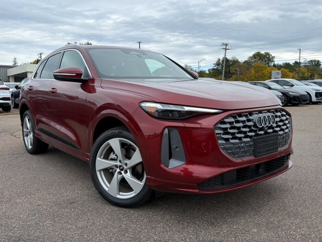Red 2026 Audi Q5 SUV / Crossover All-Wheel Drive 7-Speed Automatic