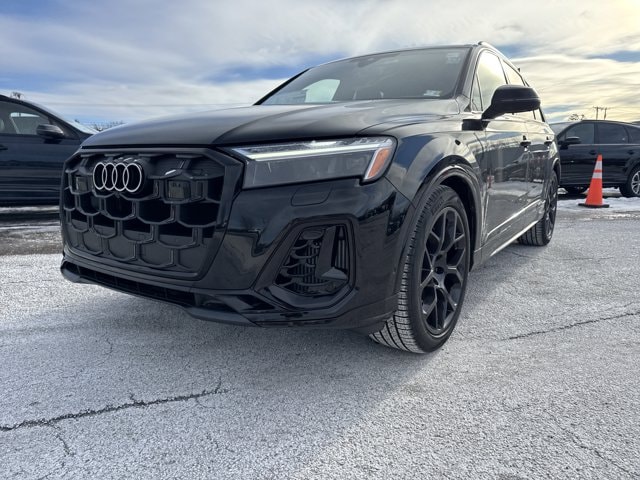 2026 Audi SQ7 4.0T quattro Premium Plus
