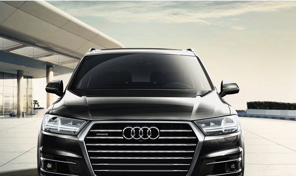 2019 Audi Q7 black