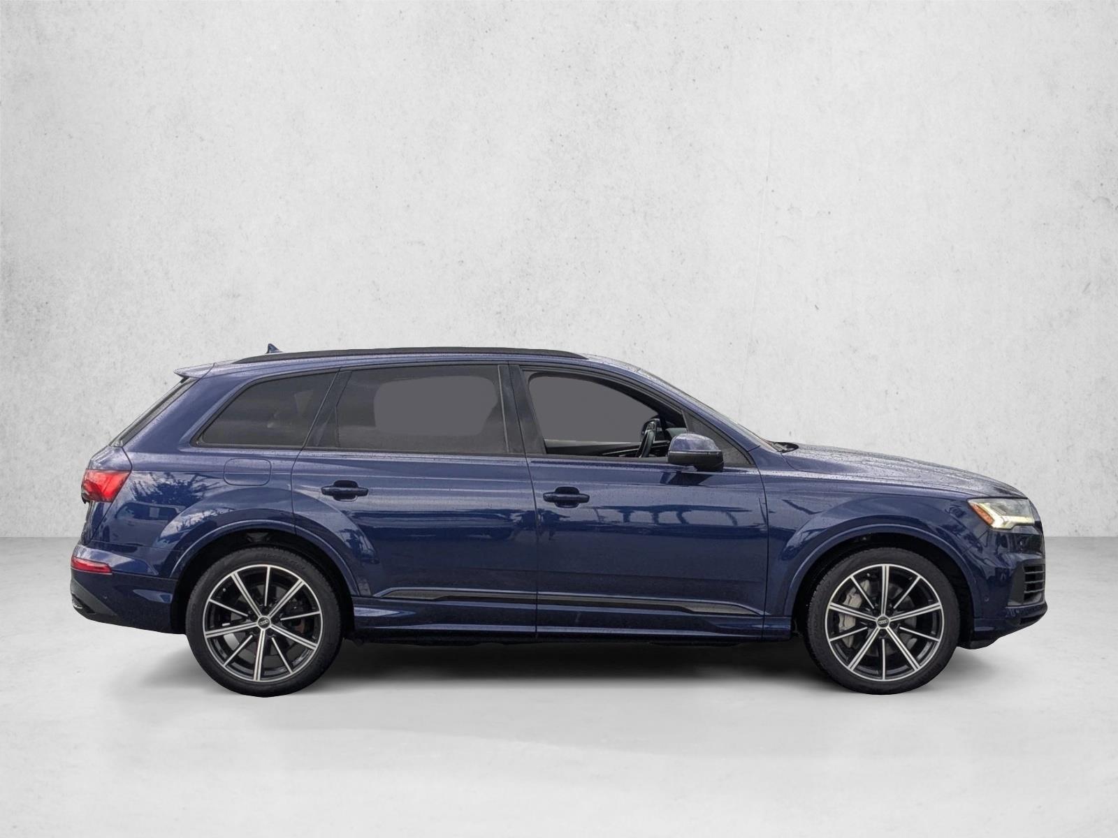 2021 Audi Q7 Prestige photo 4