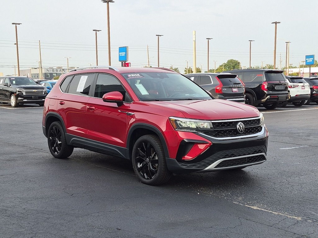 Used 2023 Volkswagen Taos SE Sport Utility