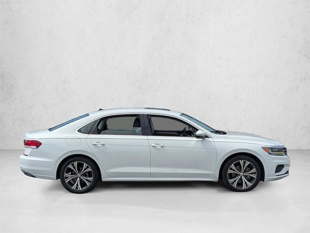 Used 2022 Volkswagen Passat 2.0T SE 4dr Car