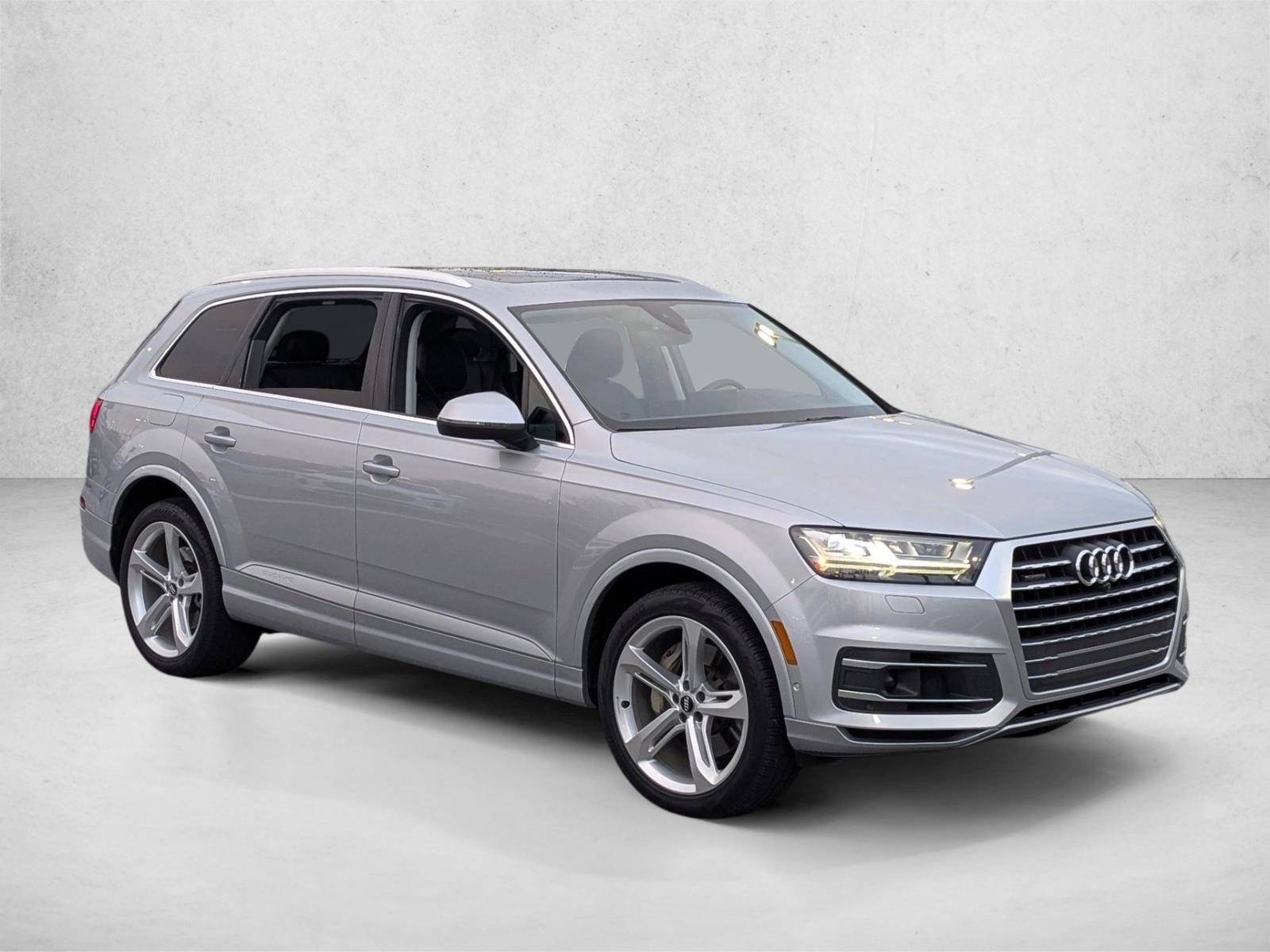2019 Audi Q7 Prestige photo 3