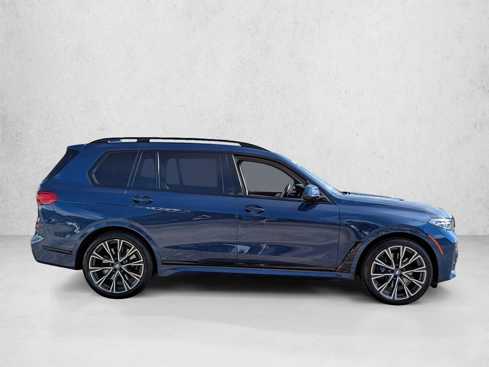 2022 Bmw X7 M50i photo 3