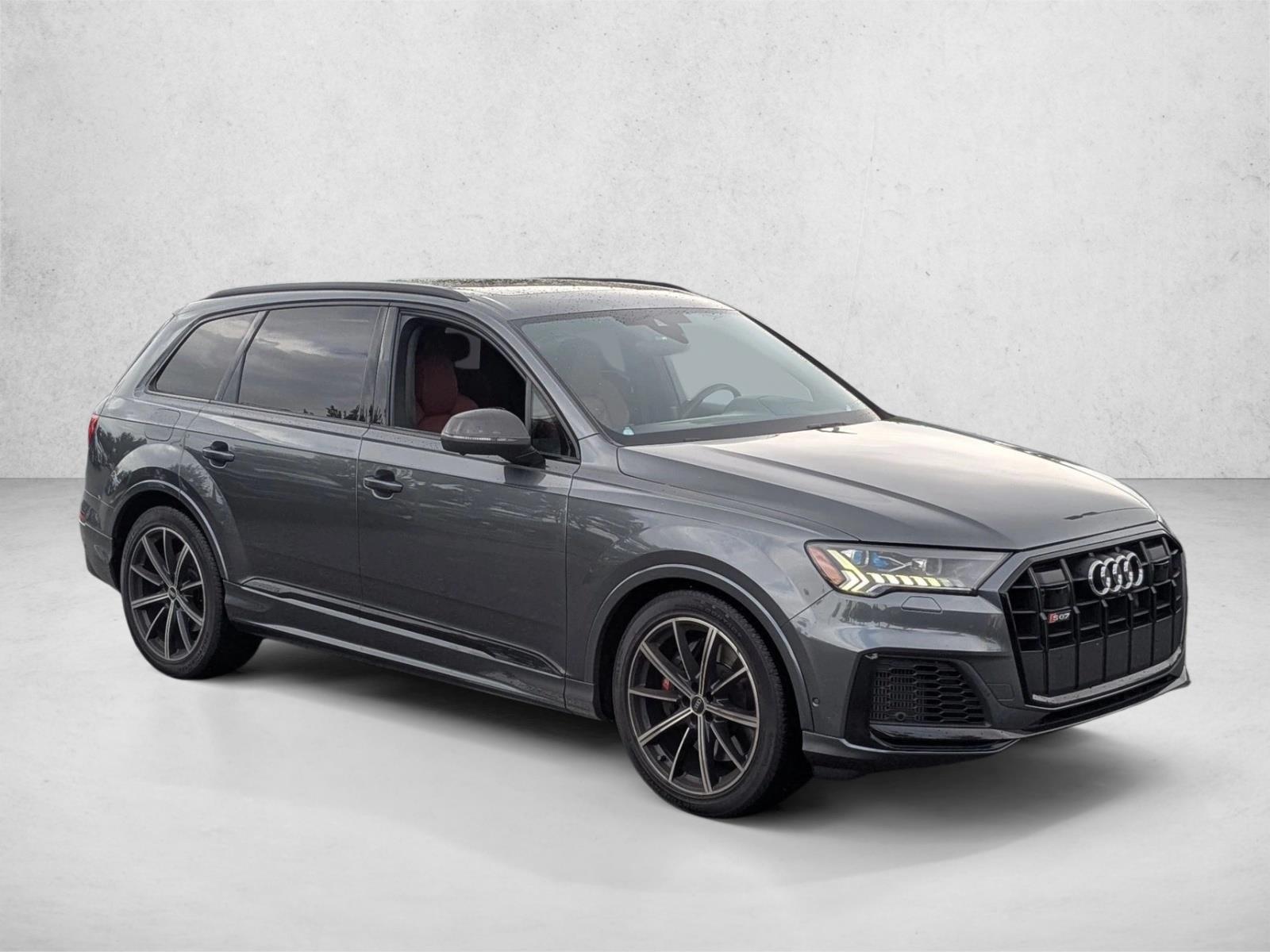 2021 Audi SQ7 Prestige photo 2