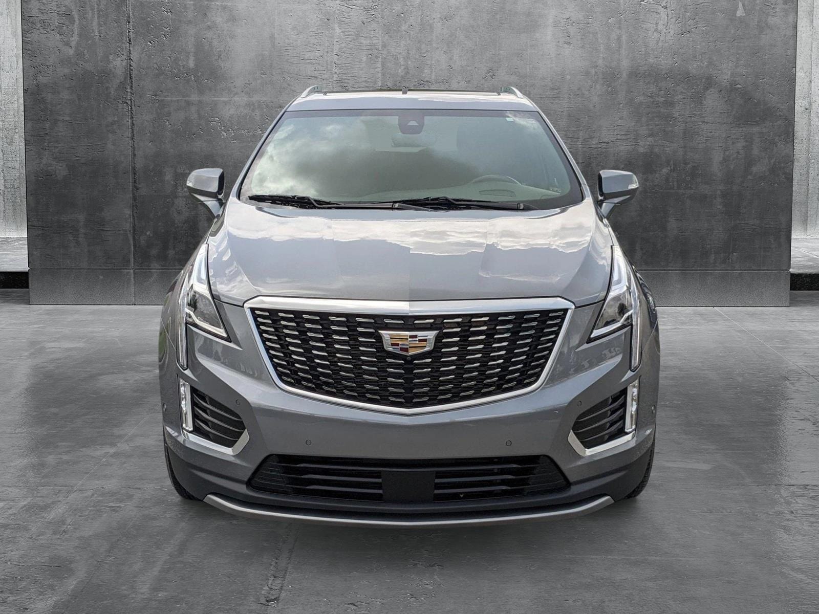 Used 2020 Cadillac XT5 Premium Luxury with VIN 1GYKNCRS9LZ212096 for sale in Orlando, FL