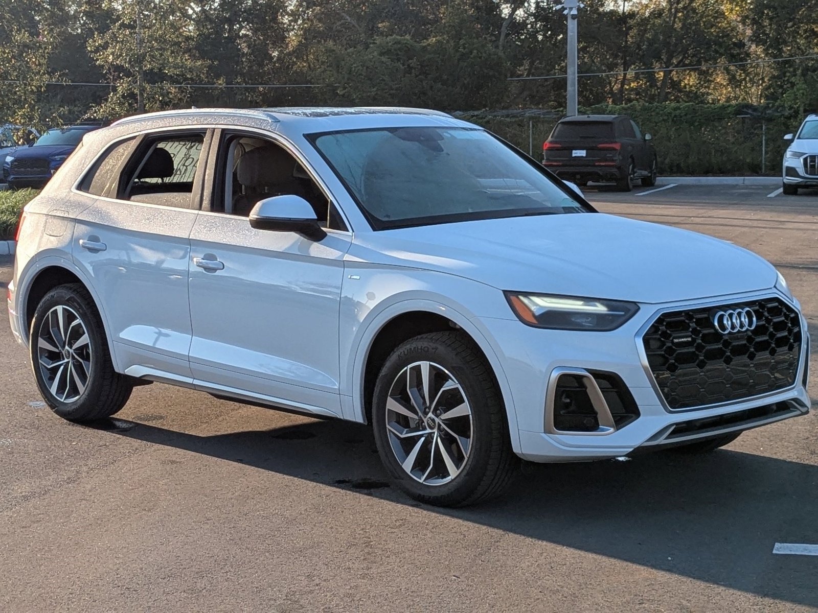 2025 Audi Q5 S line Premium Plus photo 3