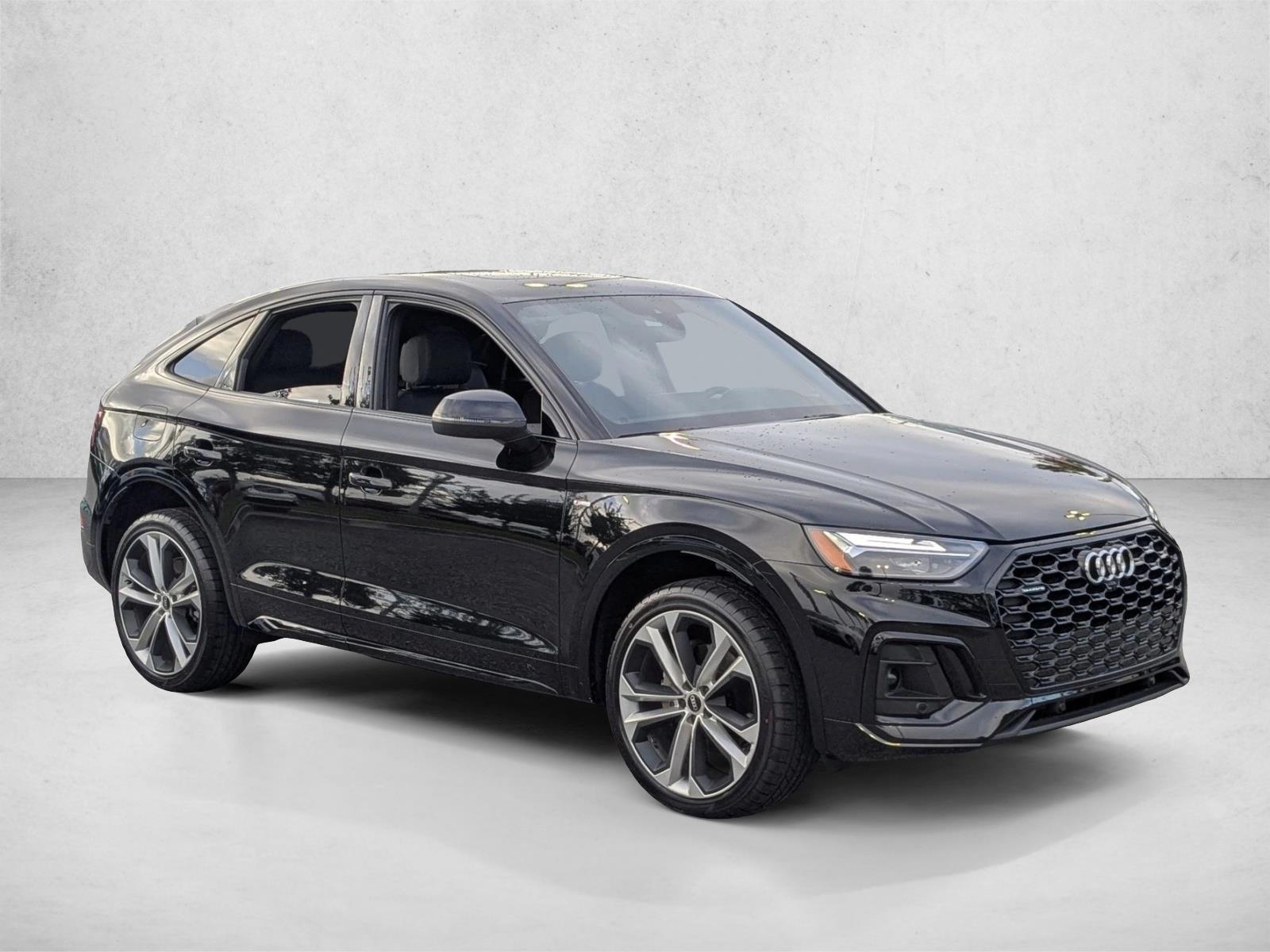 2023 Audi Q5 S line Premium Plus photo 2