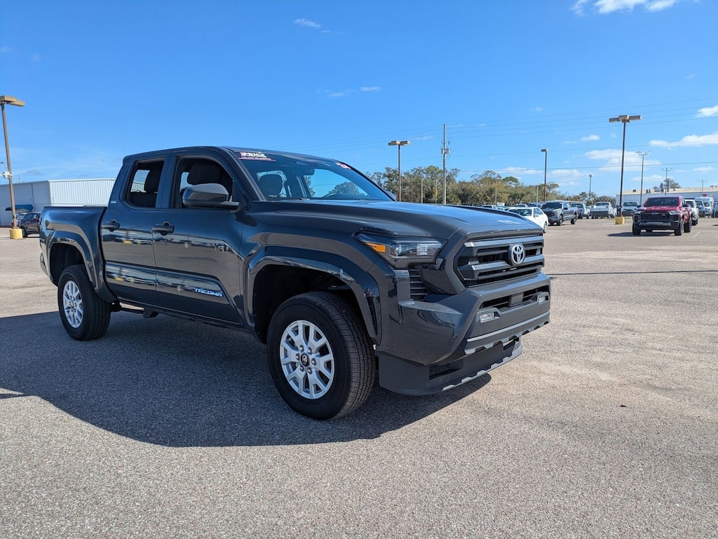 Used 2024 Toyota Tacoma SR5 Crew Cab Pickup