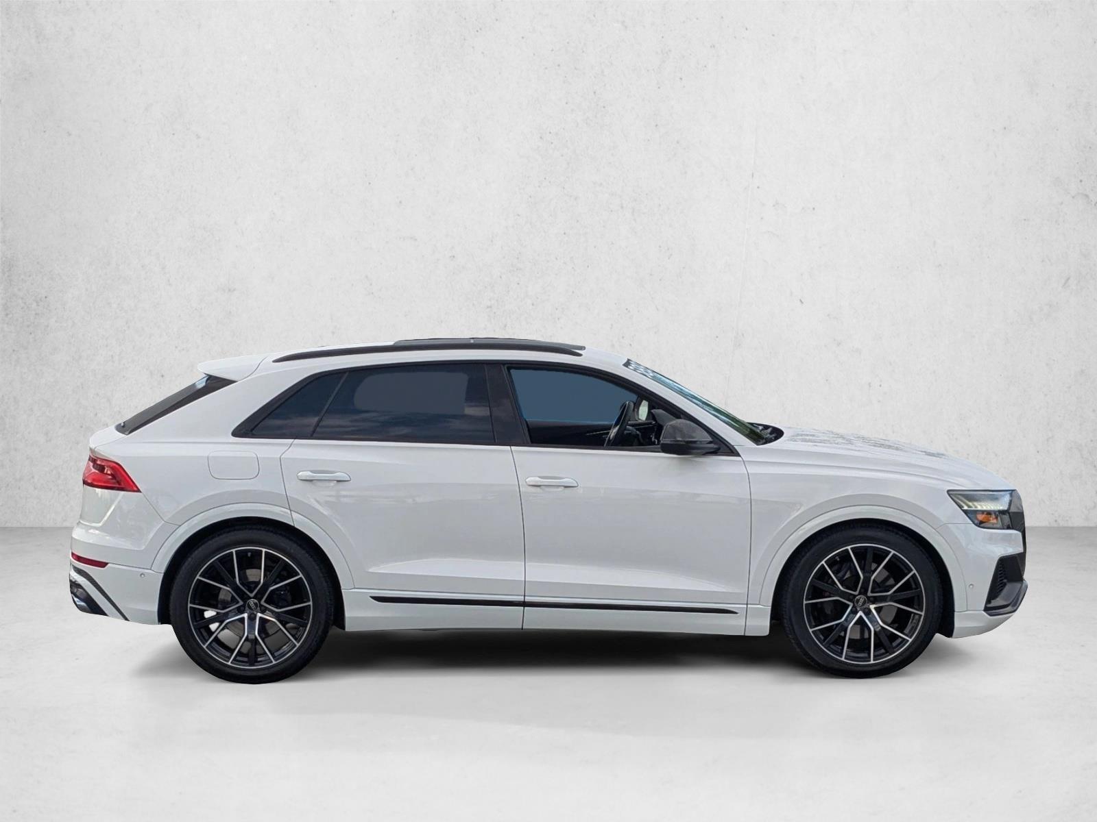 2023 Audi SQ8 Prestige photo 3