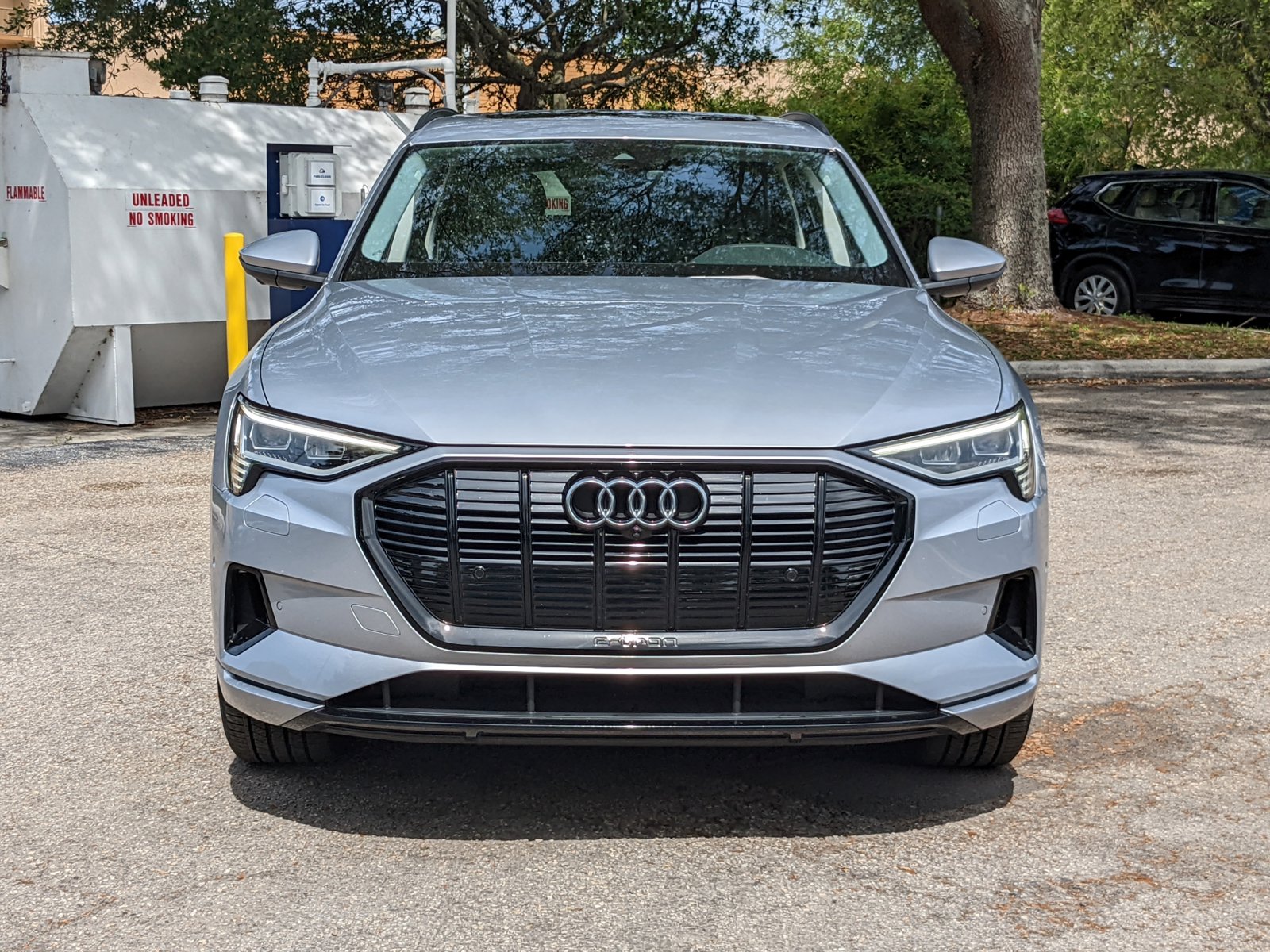 Used 2022 Audi e-tron Premium with VIN WA1AAAGEXNB015457 for sale in Orlando, FL