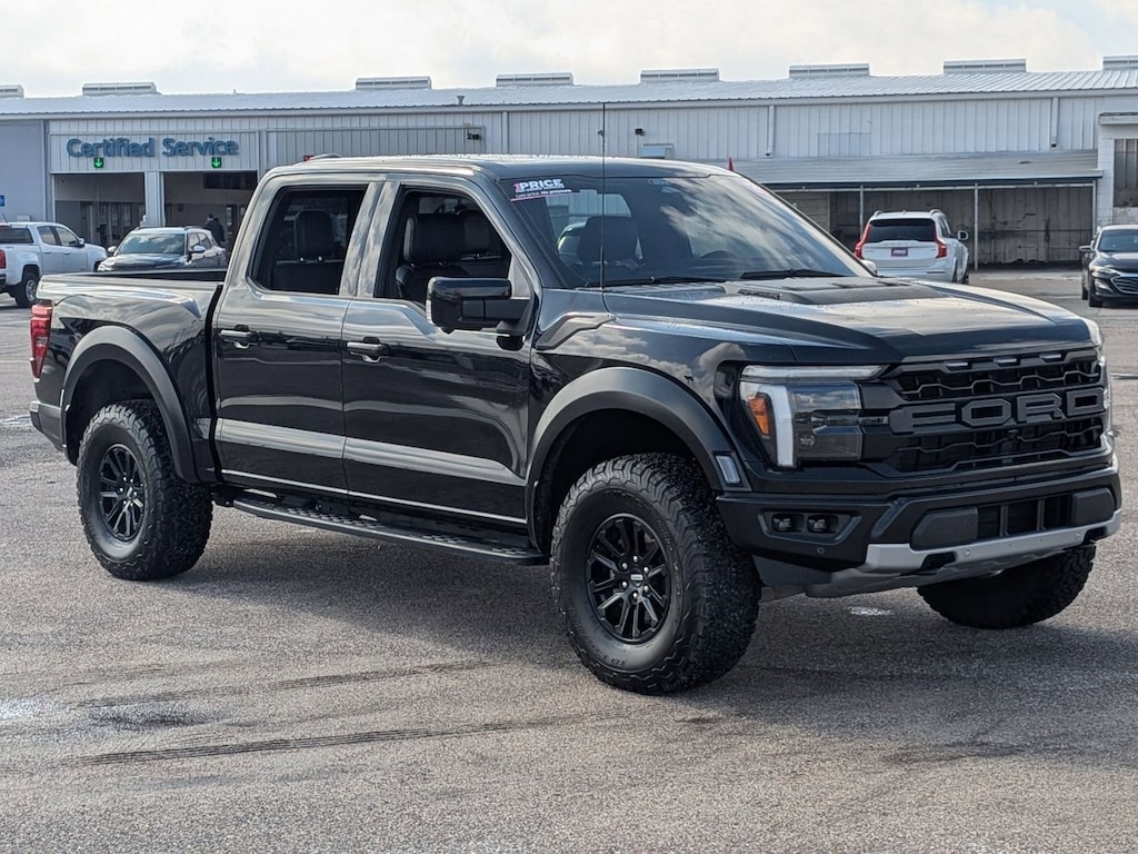 Used 2025 Ford F-150 Raptor Crew Cab Pickup