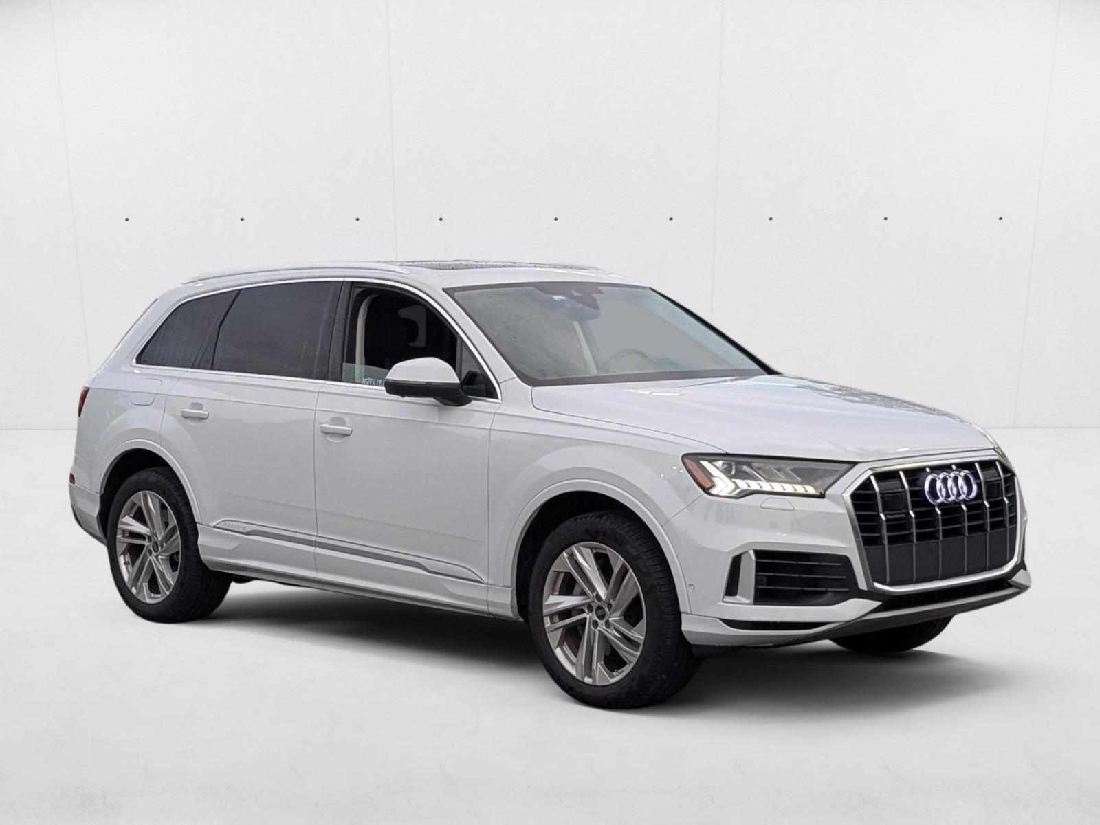 2023 Audi Q7 Premium Plus photo 3