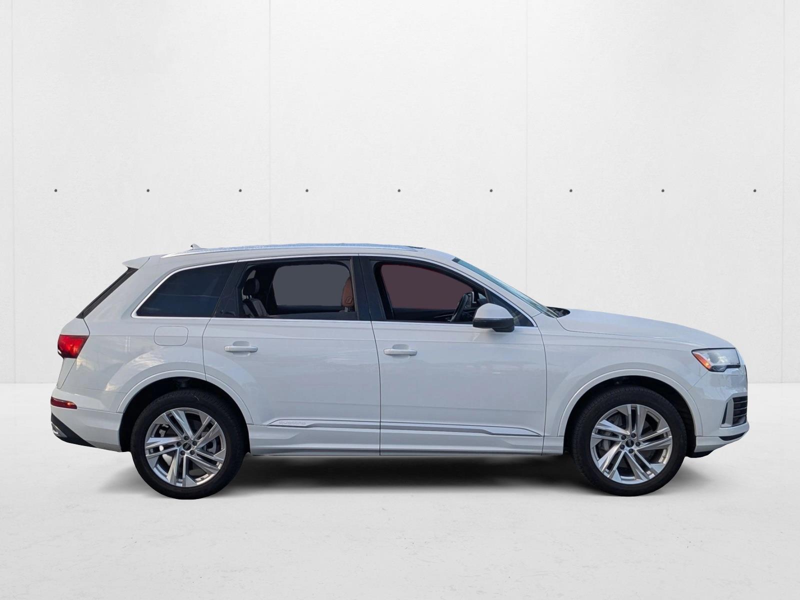 2023 Audi Q7 Premium photo 2