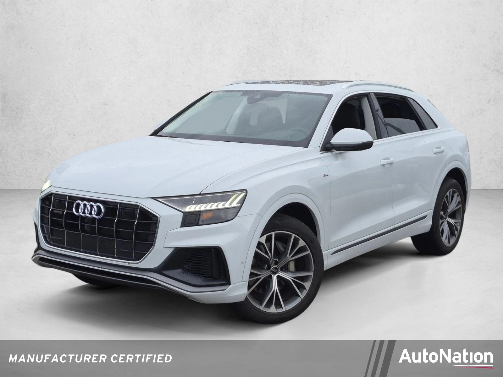 2023 Audi Q8 Premium Plus