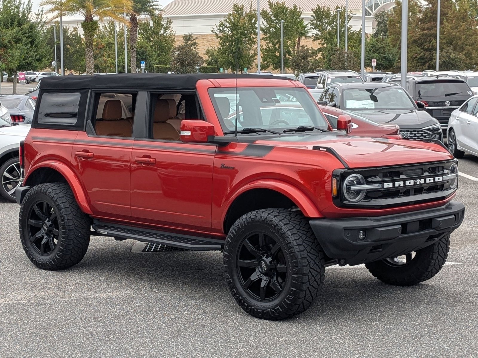 2022 Ford Bronco Outer Banks photo 3