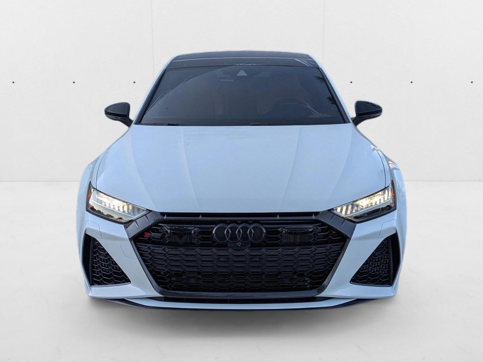 2021 Audi RS 7 Base photo 2