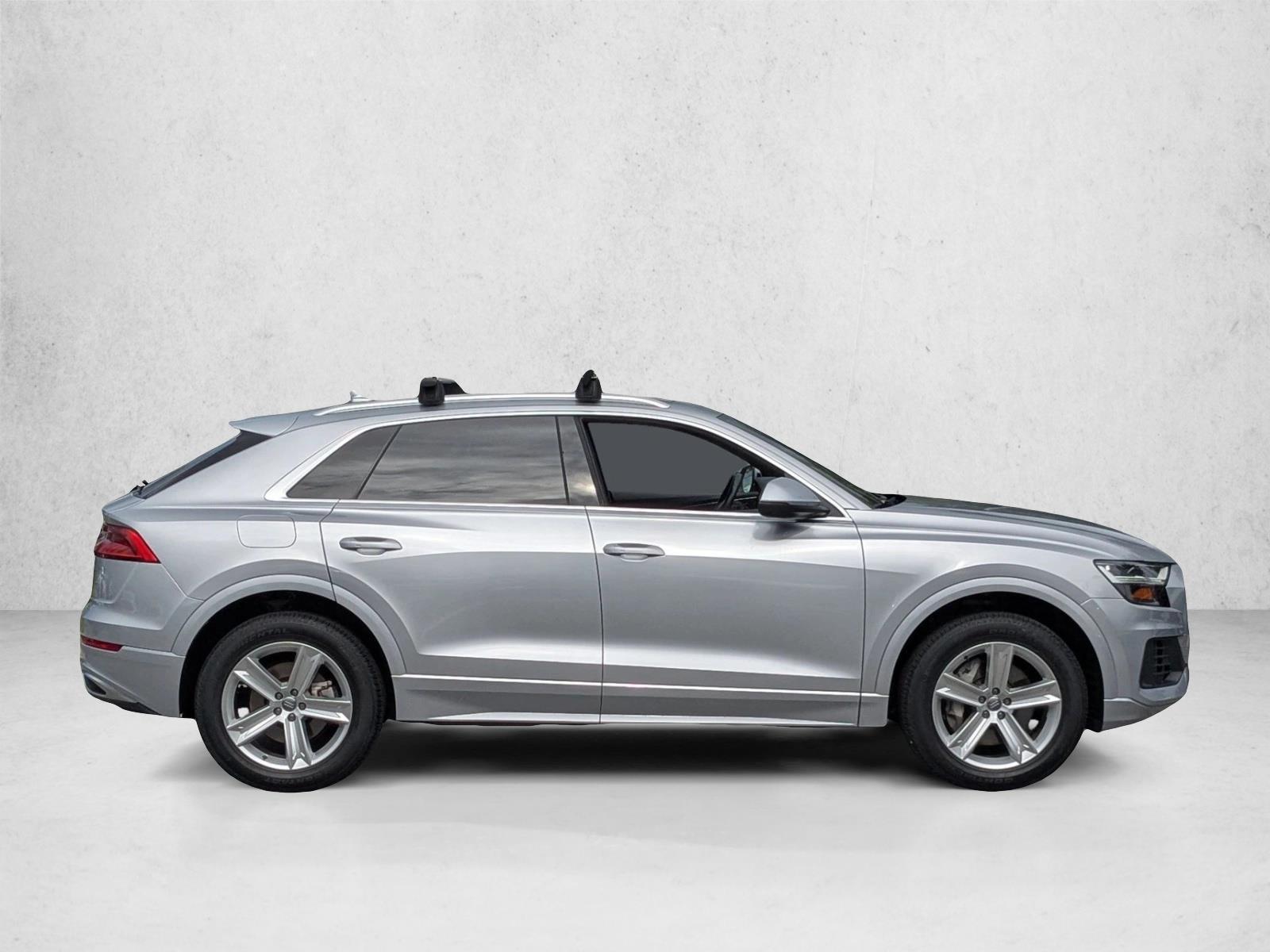 2019 Audi Q8 Premium photo 3