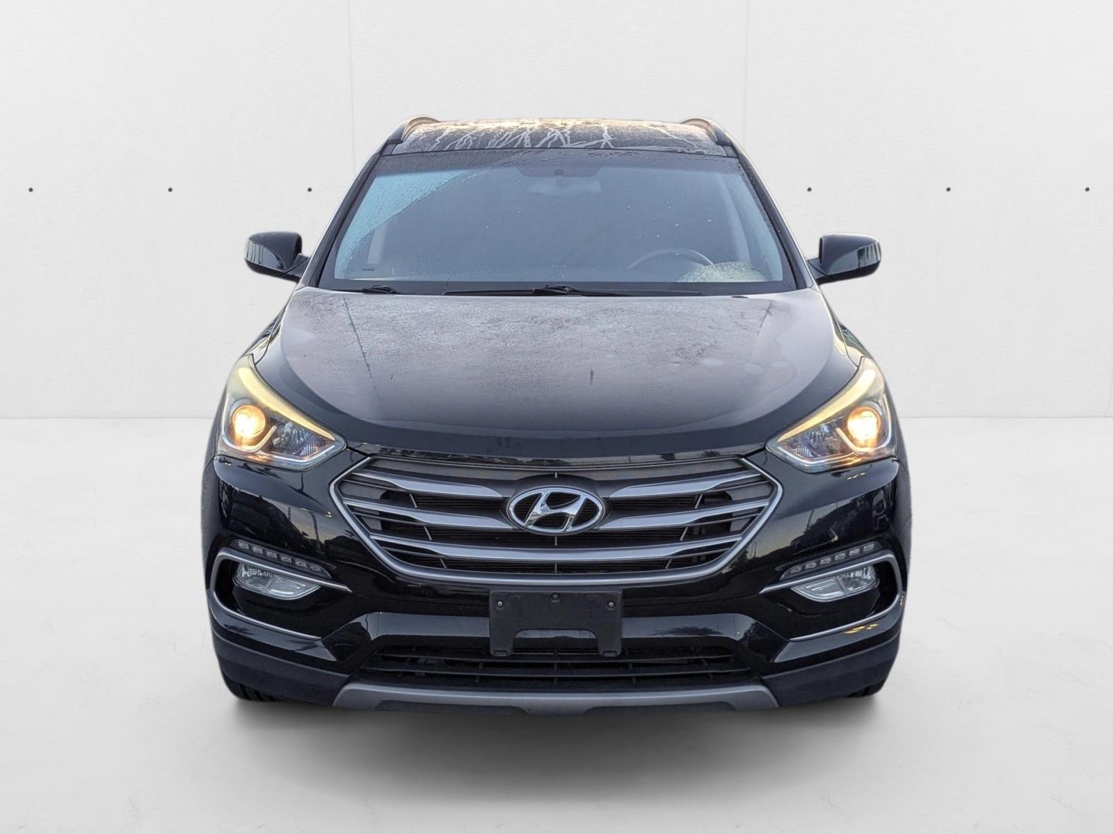 2017 Hyundai Santa Fe Sport photo 2