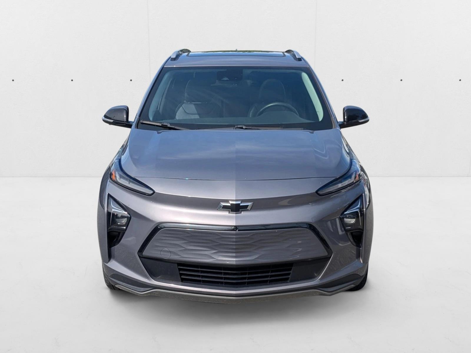 2022 Chevrolet Bolt EUV Premier photo 2